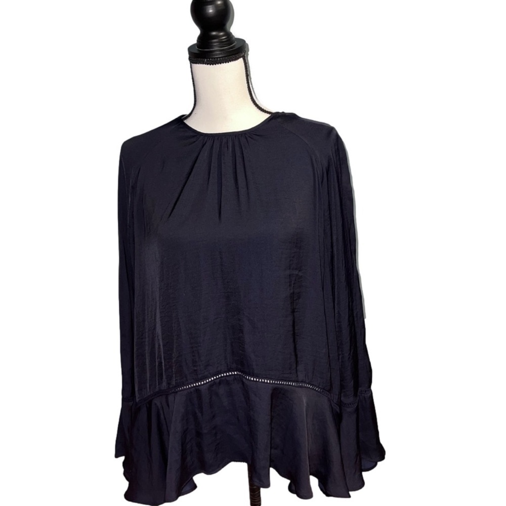 *mossimo- Navy long sleeve shirt
